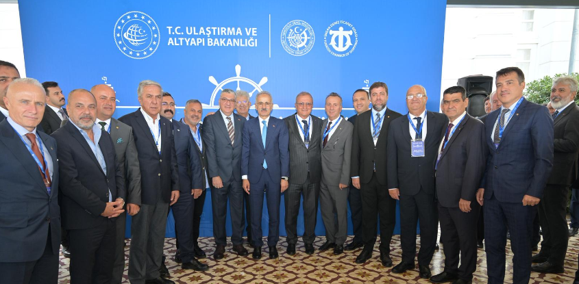 İMEAK Deniz Ticaret Odası Yönetimimiz, 'Dünya Denizcilik Günü' Münasebetiyle, Bakan Uraloğlu'nun Teşrif Ettiği Etkinliğe Katıldı 