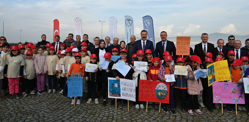 Gölcük'te, 'Balıkları Tanıyorum, Bilinçli Besleniyorum' Temalı Etkinlik İcra Edildi