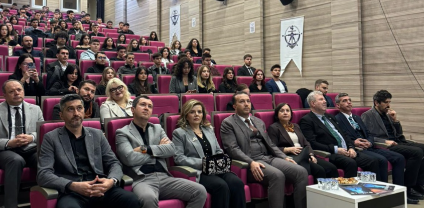 YK BAŞKANIMIZ VEDAT DOĞUSEL, KOÜ DENİZCİLİK FAKÜLTESİ BARBAROS DENİZCİLİK KULÜBÜ '10. KARİYER GÜNLERİ' ETKİNLİĞİNE İŞTİRAK ETTİ