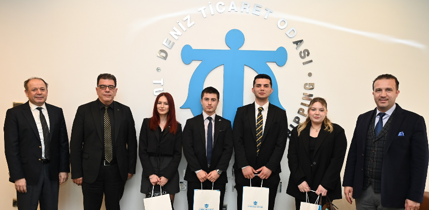 YALOVA ÜNİVERSİTESİ MESLEK YÜKSEKOKULU DENİZCİLİK KULÜBÜ, YK BAŞKANIMIZ VEDAT DOĞUSEL'İ ZİYARET ETTİ