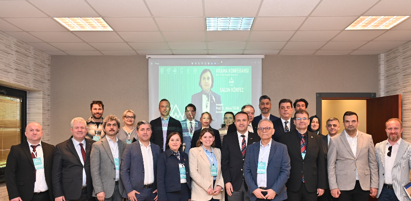 YK BAŞKANIMIZ VEDAT DOĞUSEL, KOCAELİ ÜNİVERSİTESİ'NİN DÜZENLEDİĞİ, 'KOCAELİ HUKUK ZİRVESİ' PROGRAMINA İŞTİRAK ETTİ 